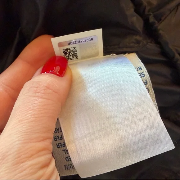 Moncler Women's Black Down Coat size 0 - Picture 7 of 10